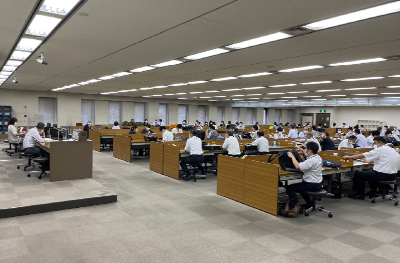 手形交換作業の模様